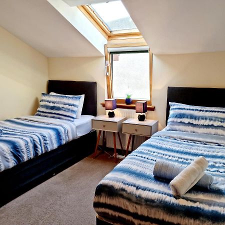 Stylish 2 Bedroom - 2 Miles Inverness City Centre Bagian luar foto
